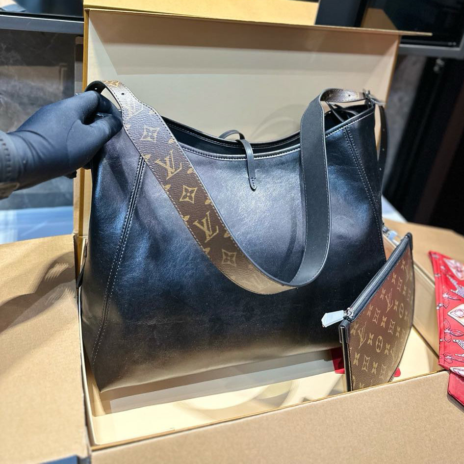 New Fashion Dark all V Logo Women's HandbagsPD052025011401