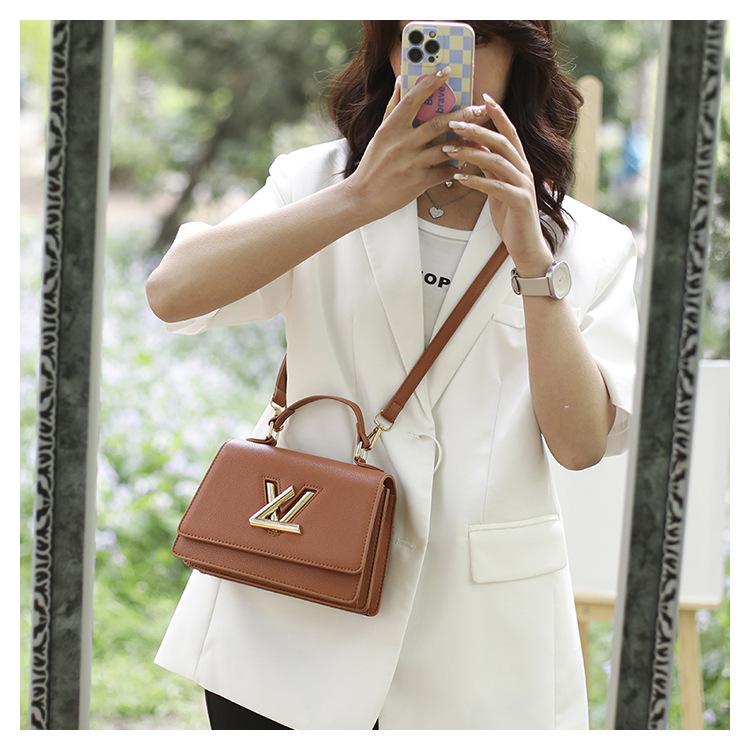 Fashion Litchi Pattern Small Square Bag 1023112824