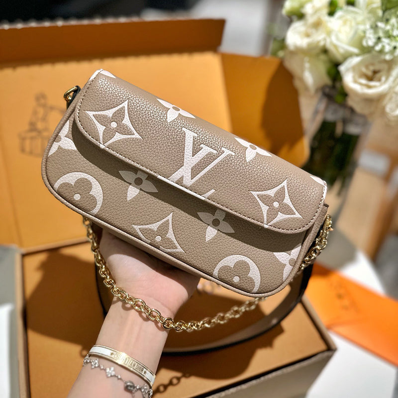 Fashion new bag CWT1023080117