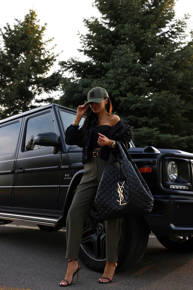 New Fashion V Logo Women's BagsXC052025060908