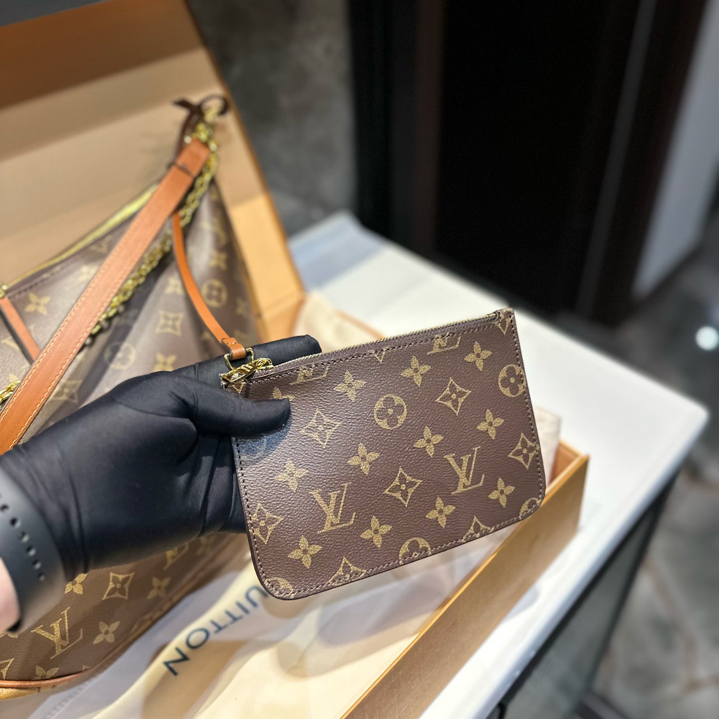 New Fashion Handmade V Logo women's fashion bagsPD052024042308