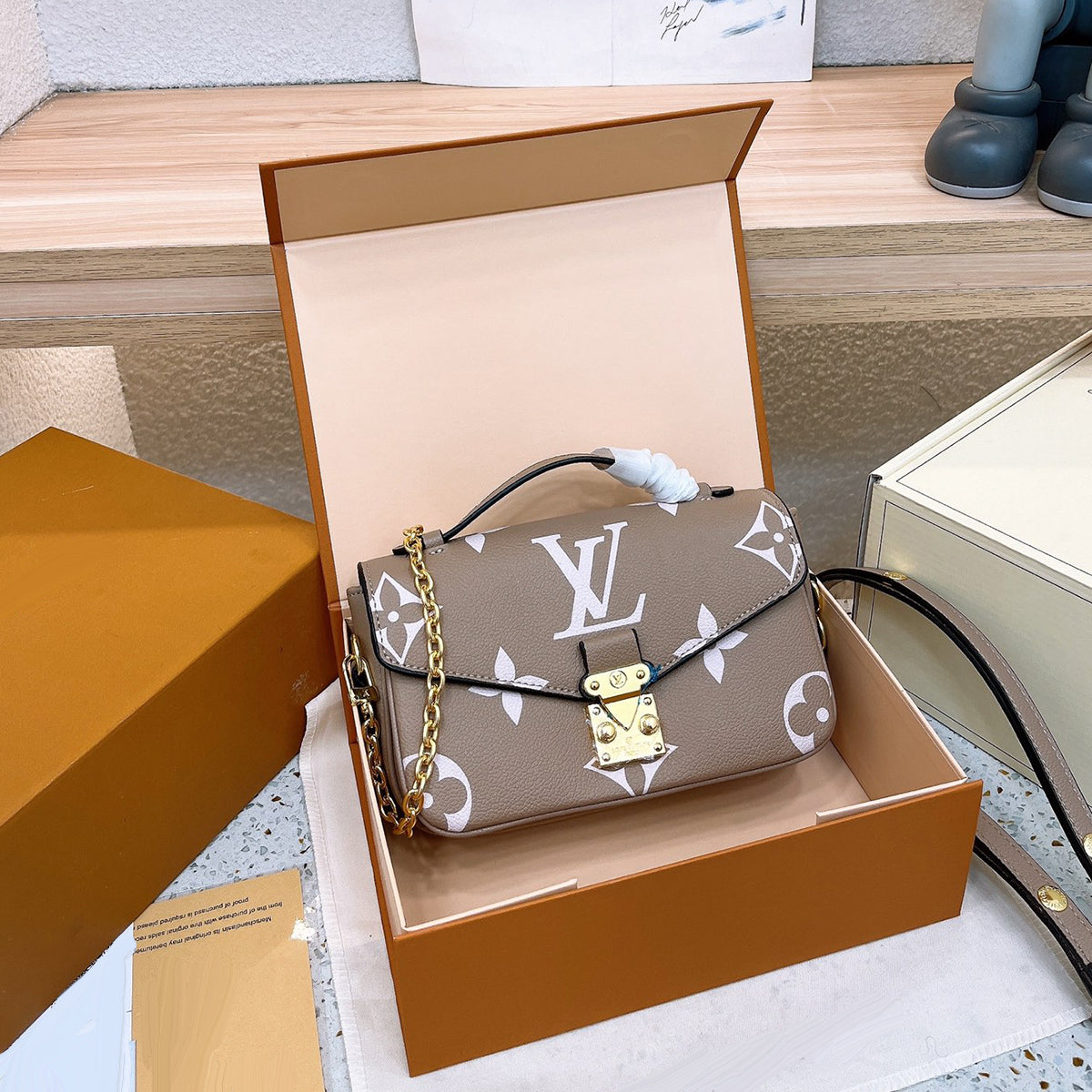 2023 versatile crossbody bag WLF10040425