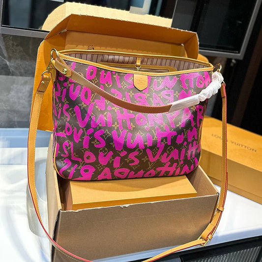 Colorful graffiti shopping bag 1024101025