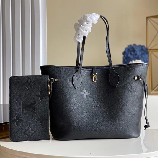 New B Logo Leisure StyleTote BagPD052024061910