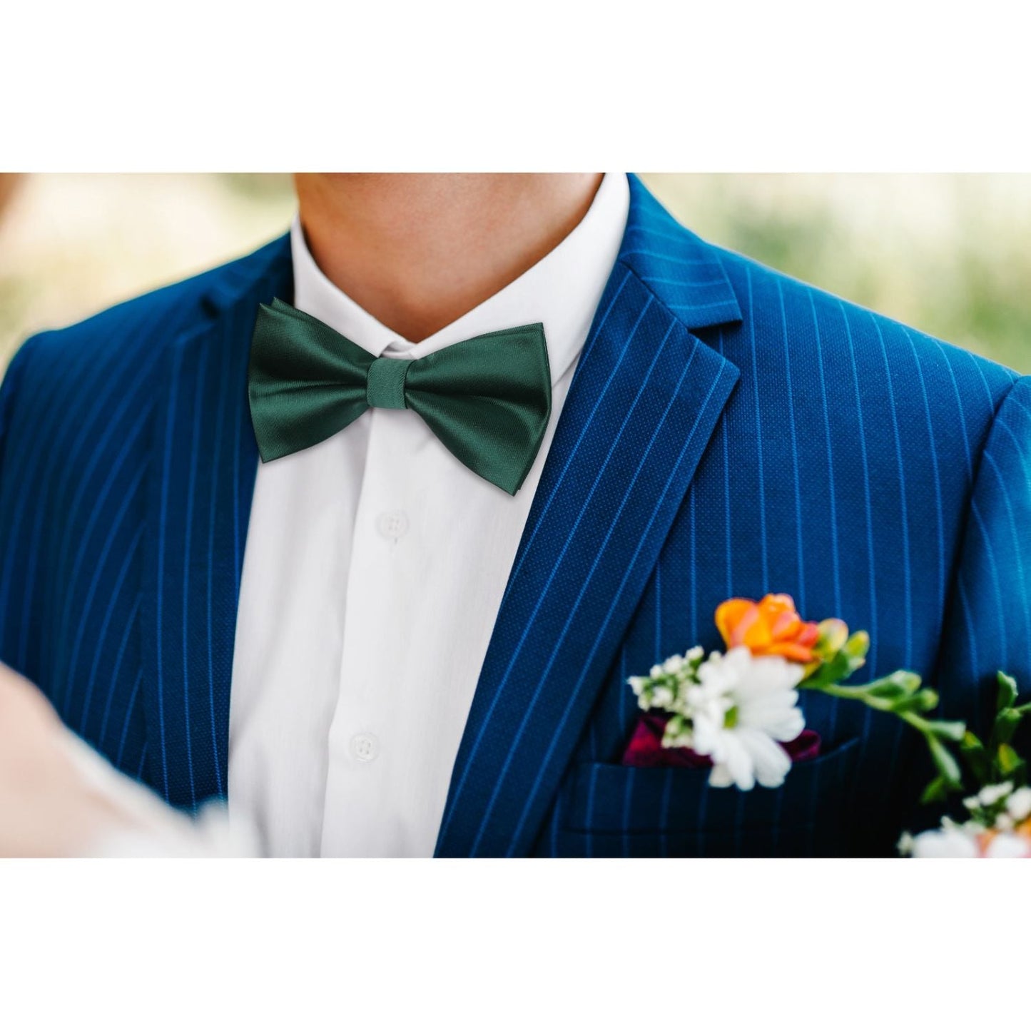 Hisdern Green Solid Pre-Tied Bow Tie For Evening Wear