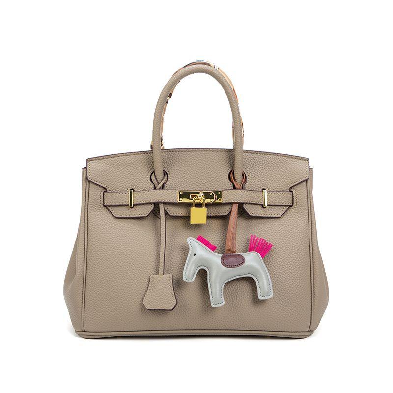 Versatile large capacity handbag 0823120806