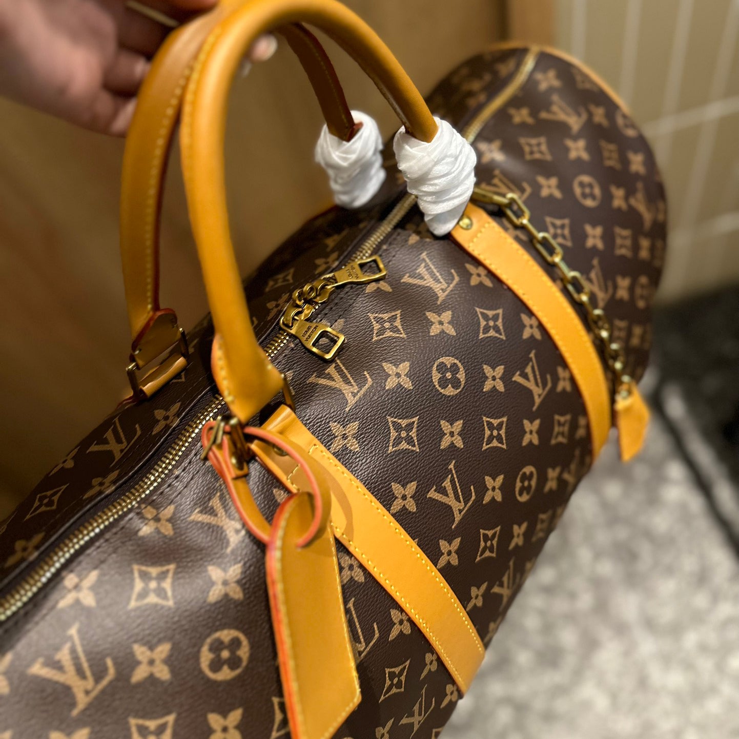 New Classic V Logo male or female Fashion bags luggage-PD052023091201