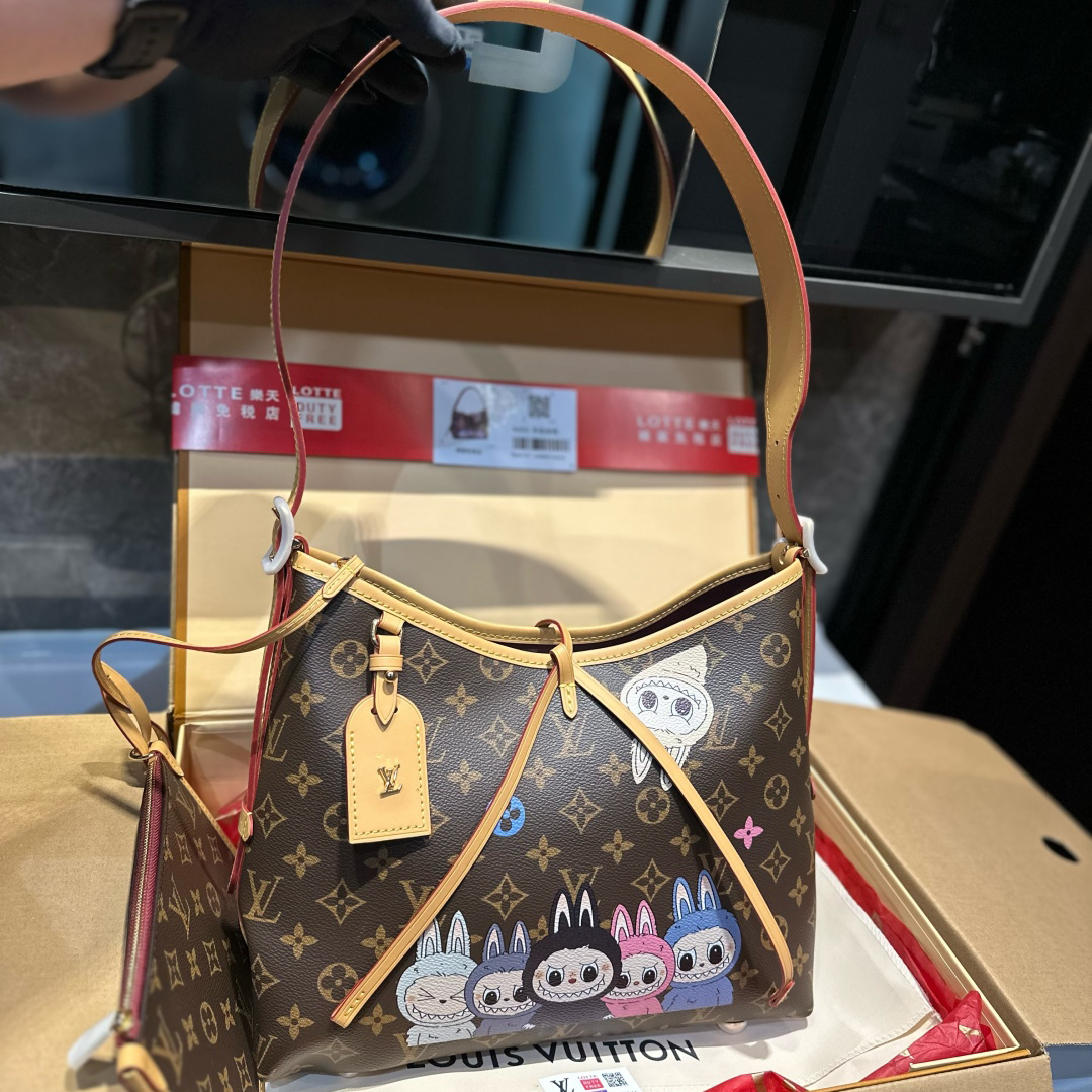 New Handmade 30cm Leather V logo women's BagsXC052025072804