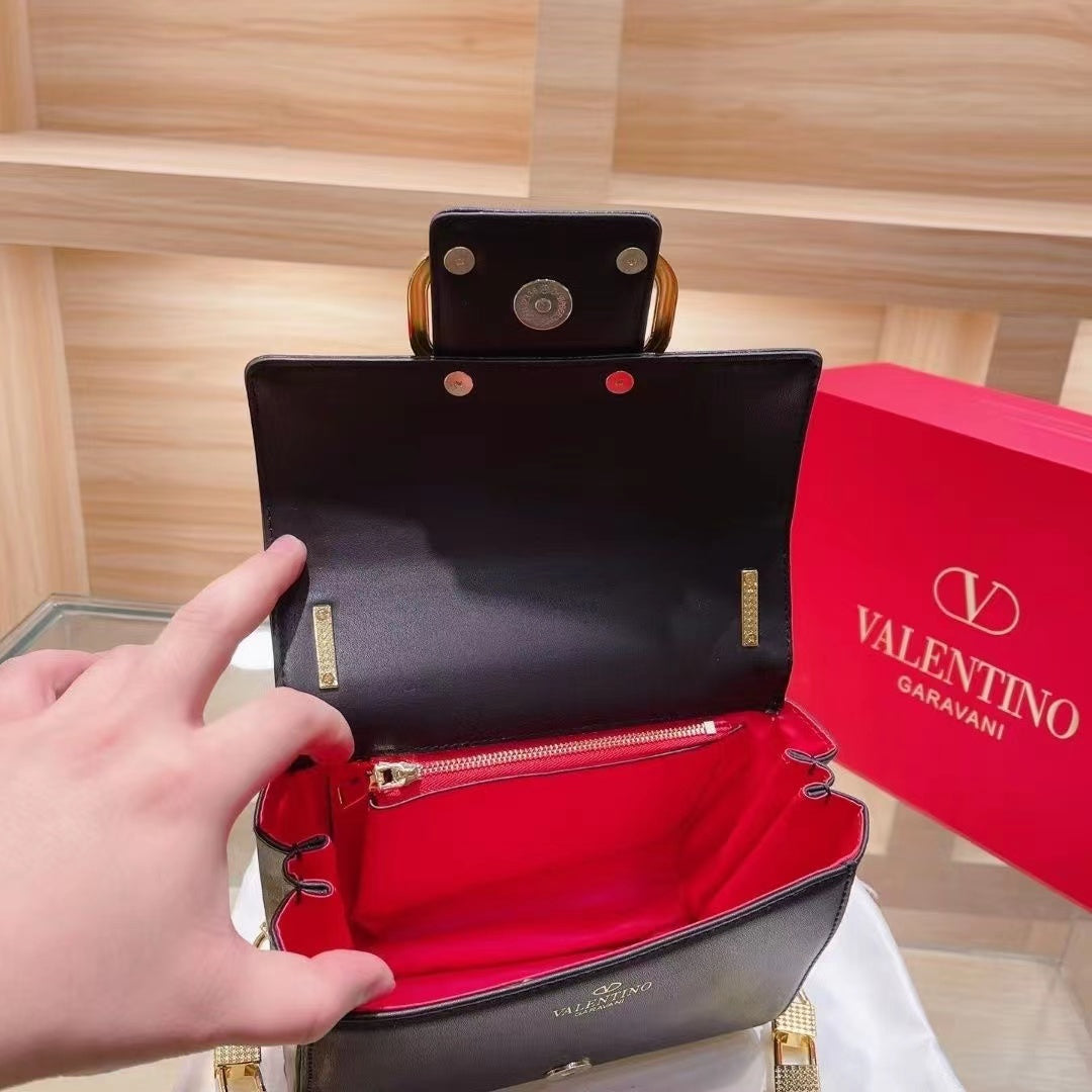 2023 Fashion Explosive trendy shoulder bag