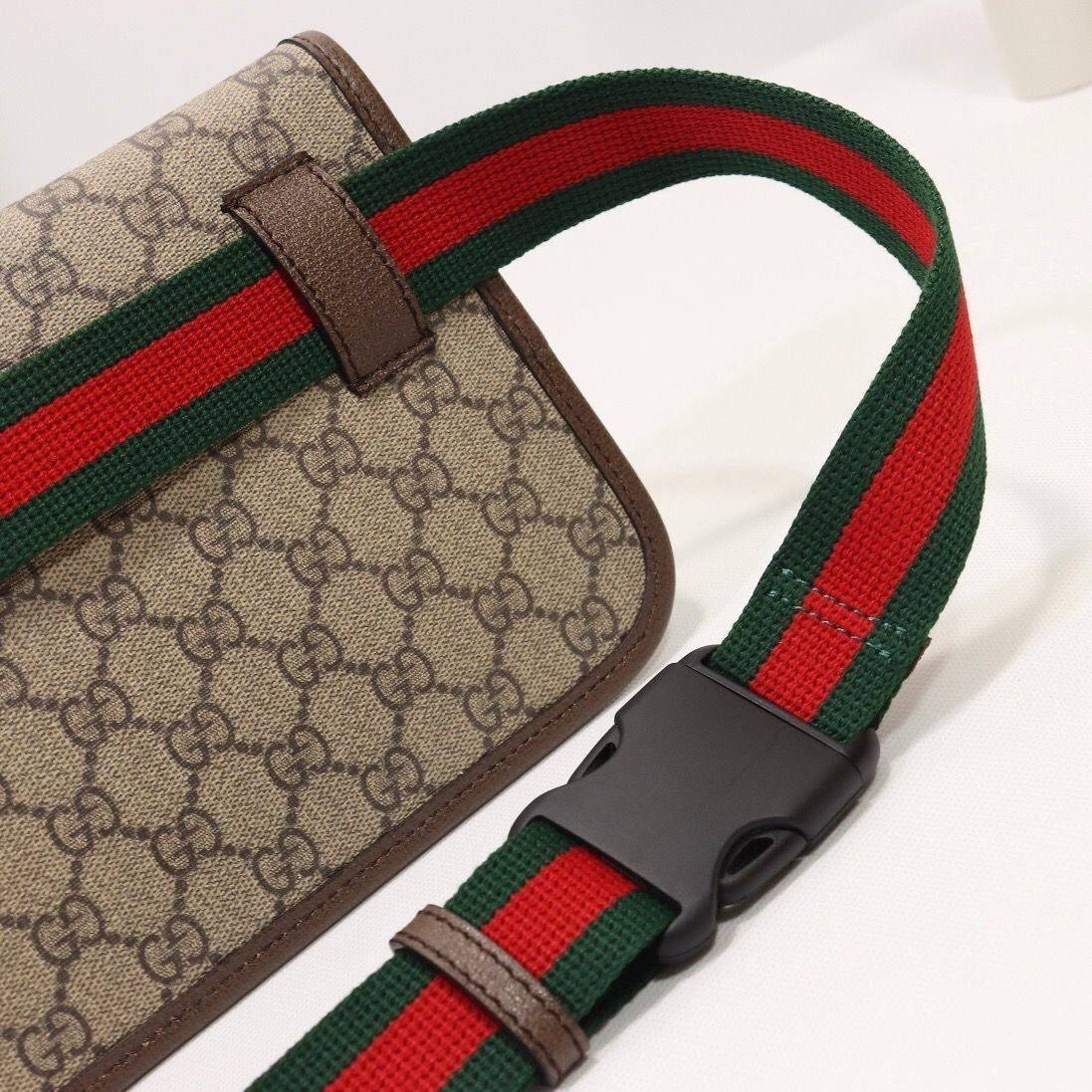 New g logo fashion bags
