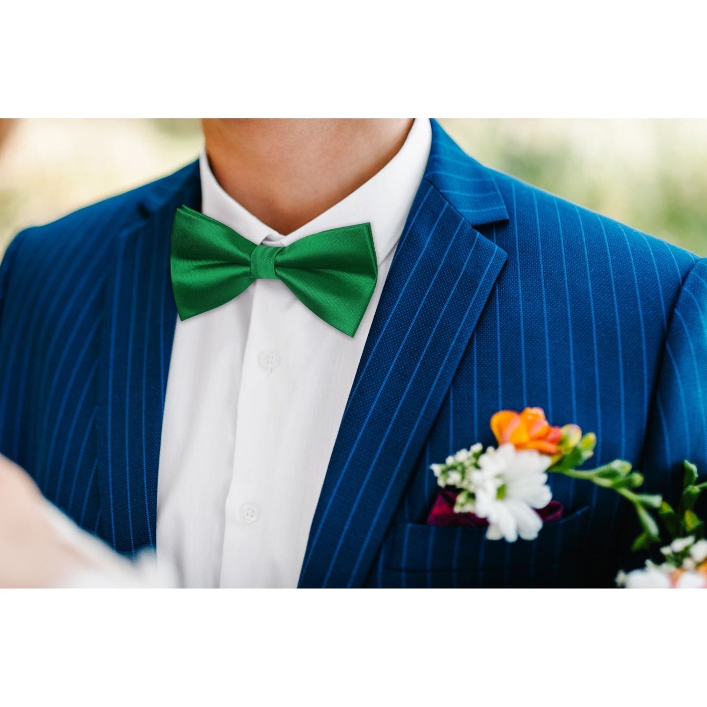 Hisdern Green Solid Pre-Tied Bow Tie For Evening Wear