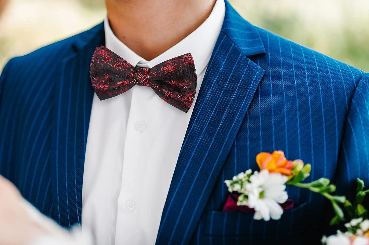 Hisdern Red Floral Pre-Tied Bow Tie Handkerchief with Cufflinks