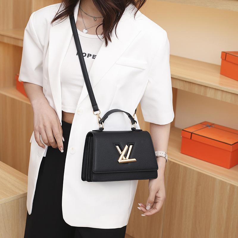 Fashion Litchi Pattern Small Square Bag 1023112824