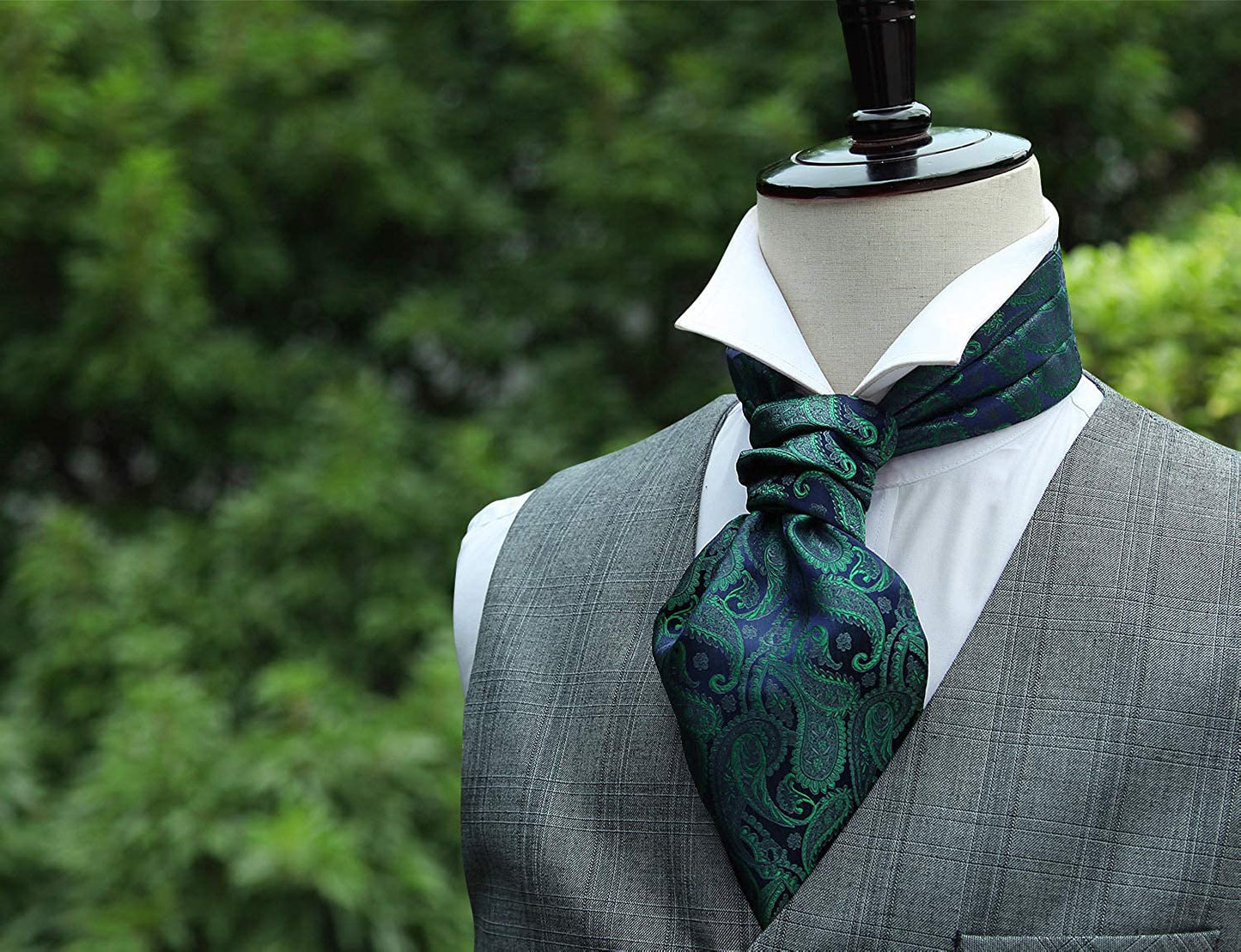 Hisdern Green Floral Paisley Men’s Neckwear for Casual Style