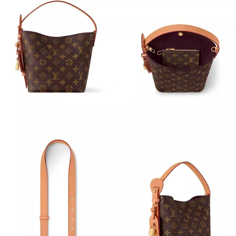 New V Logo 17.5cm Women's BagsPD052025040710
