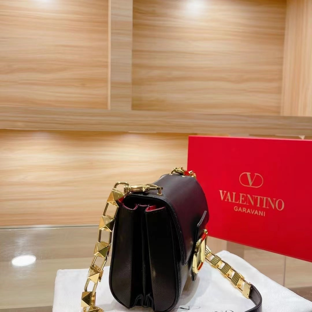 2023 Fashion Explosive trendy shoulder bag