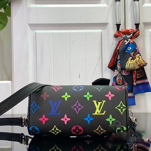 New White and Black Murakami women's BagsPD052025011404