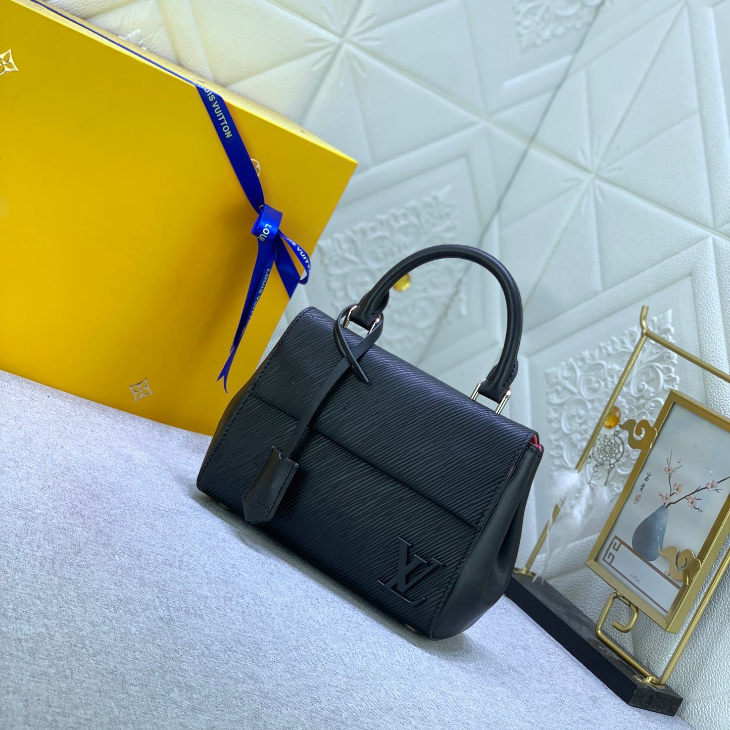 2024 New Fashion V Logo women's BagsPD052024050902