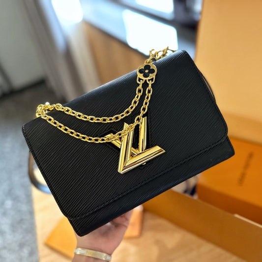 Handmade 23cm Leather V Logo Women's BagsXC052024031910