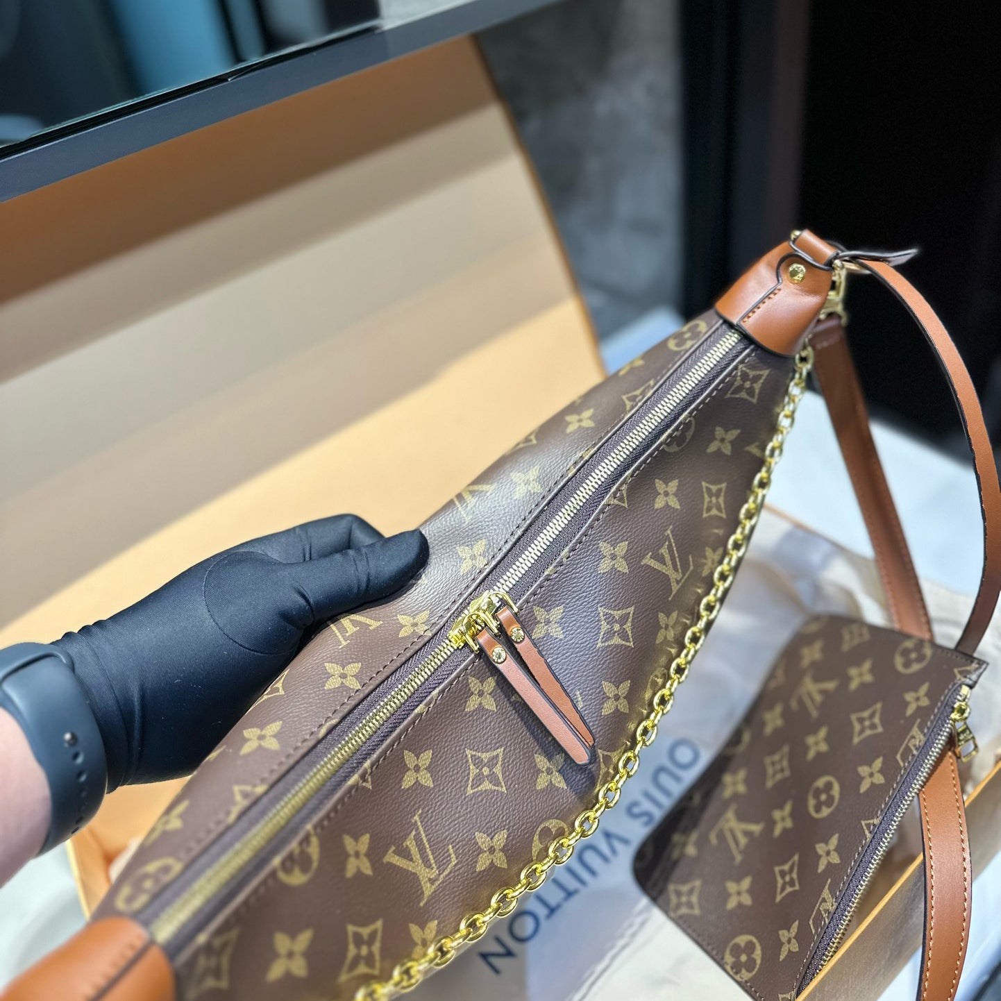 New Fashion Handmade V Logo women's fashion bagsPD052024042308