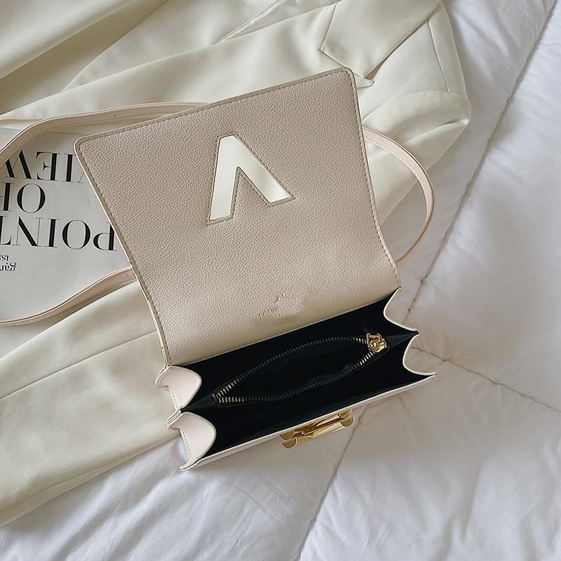 Fashion Litchi Pattern Small Square Bag 1023112824