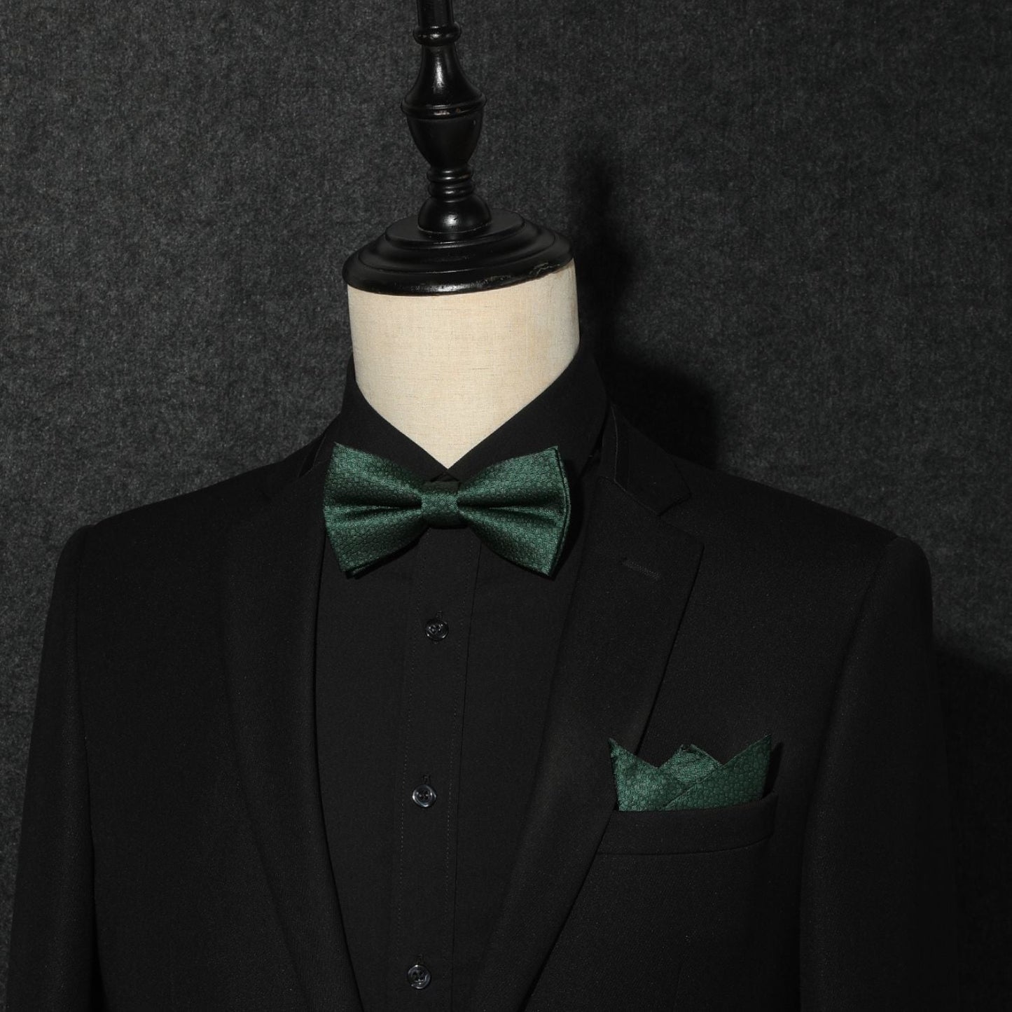 Hisdern Dark Green Plaid Pre-Tied Bow Tie Accessories Set For Evening Wear