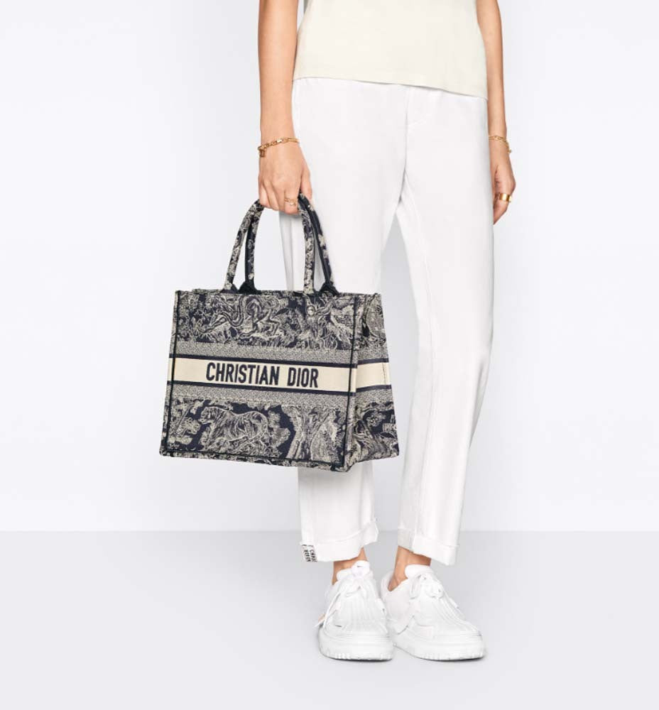 MEDIUM D logo 36cm Tote Fashion women's bagsPD052024081201