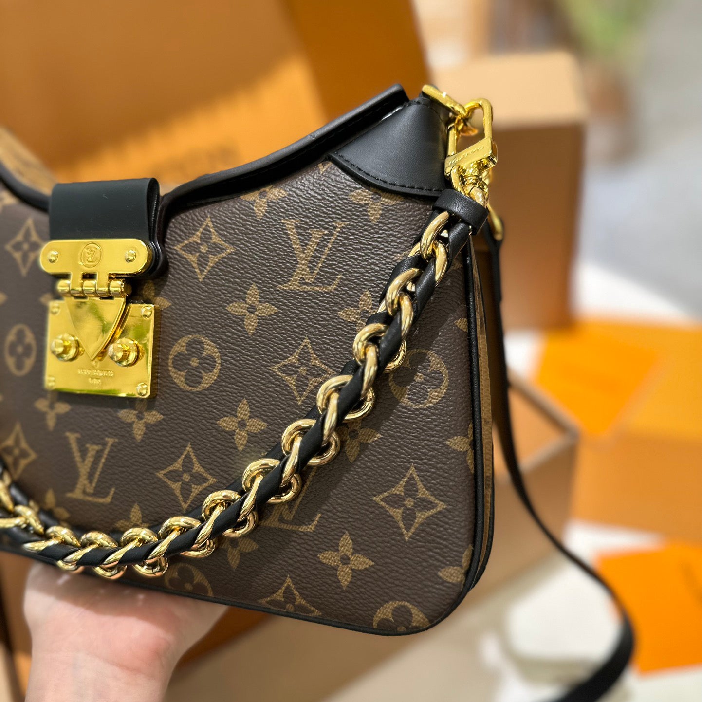New Handmade  New Style V Logo Women Bags-XC052023082303